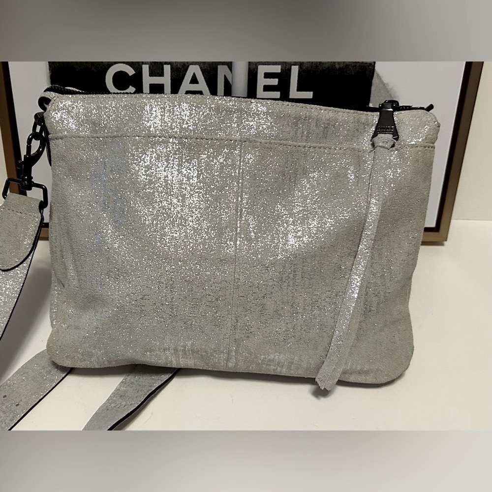 Aimee Kestenberg Leather Silver crossbody shoulder bag  New - Picture 2 of 12